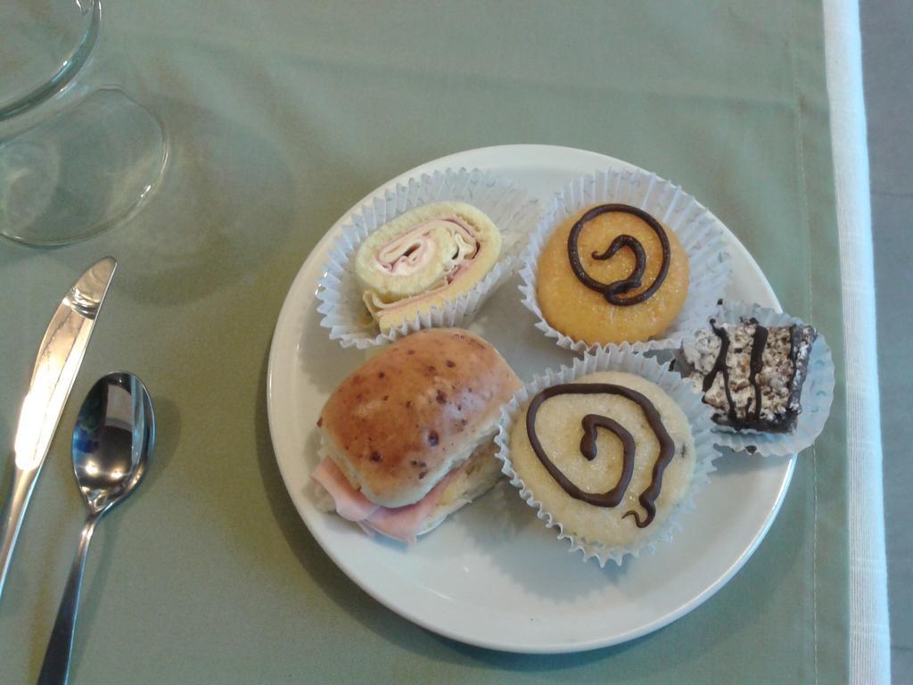 Tramas Andinas Aparthotel Salta Buitenkant foto