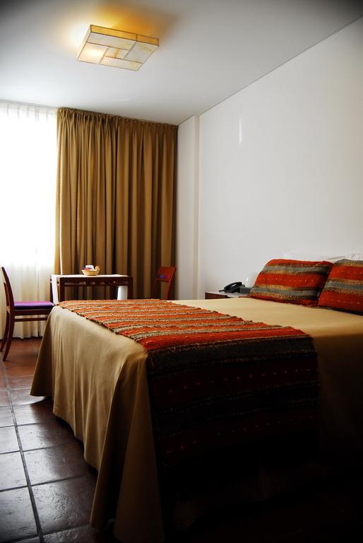 Tramas Andinas Aparthotel Salta Buitenkant foto